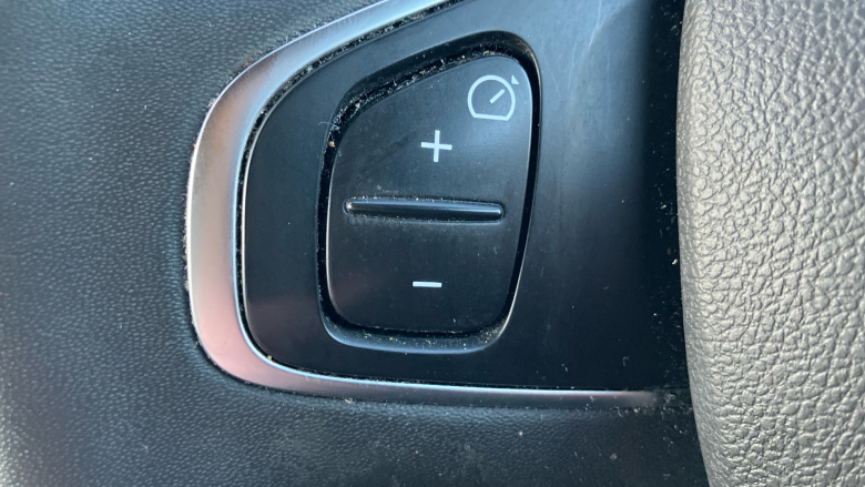 Renault Captur 0.9 TCE 90 Iconic 5dr Petrol Hatchback